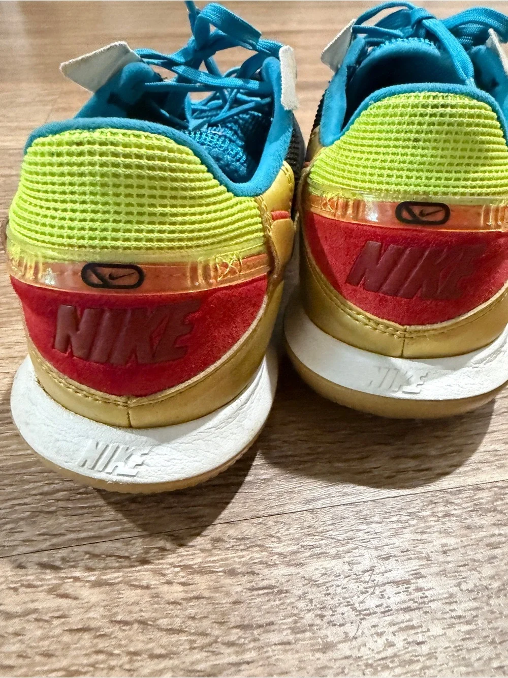 Nike Streetgato Indoor Soccer Shoes size 8.5